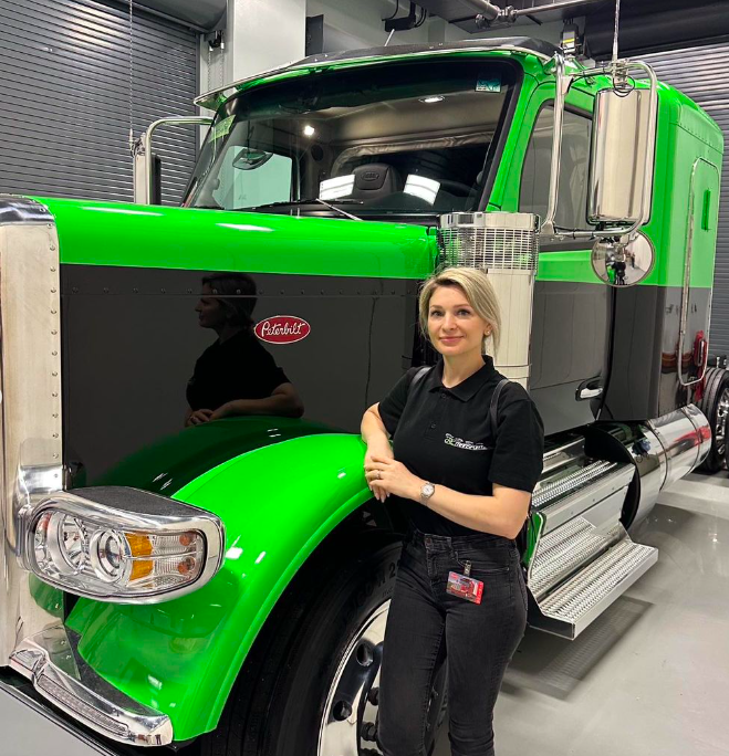 CRC Transport | Introducing the newest addition to CRC Transport's fleet: the Peterbilt 589! CRC